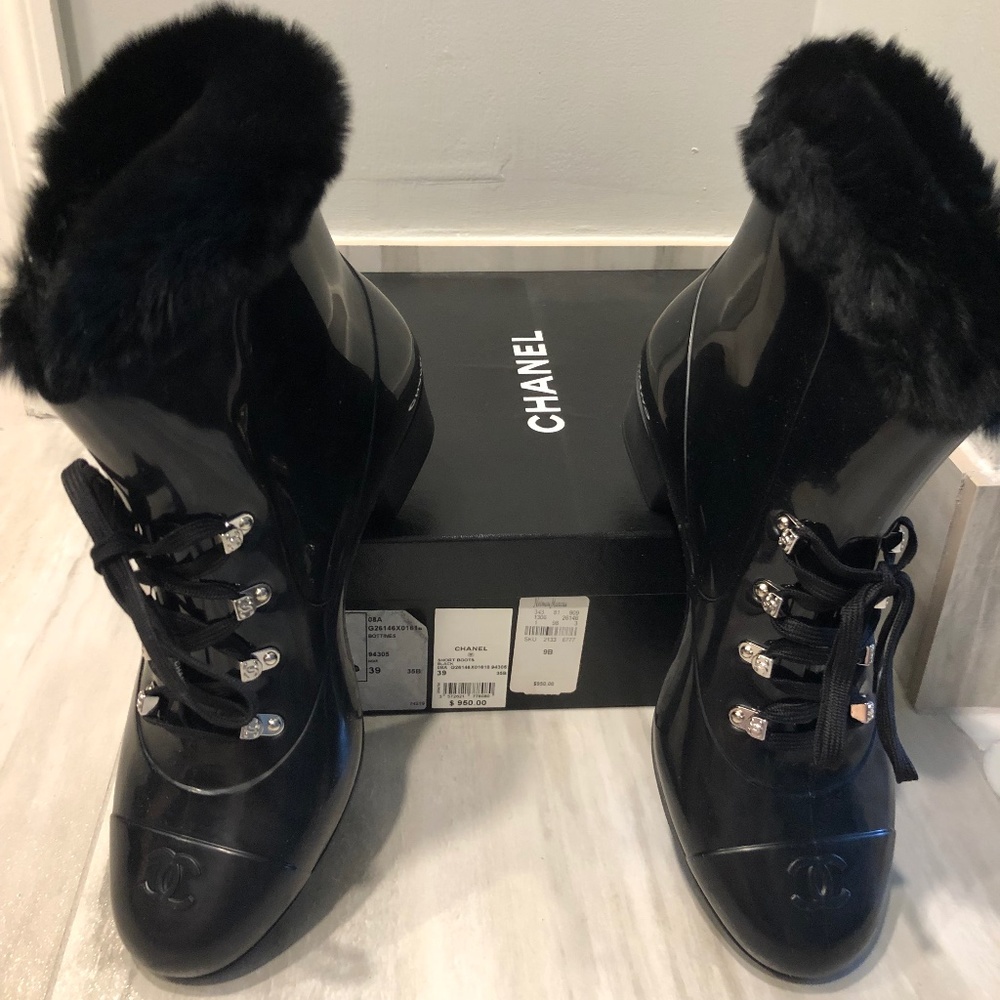 Brand new CHANEL short boots